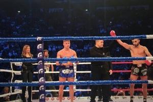 Giorgio Petrosyan mette KO Jordan Watson